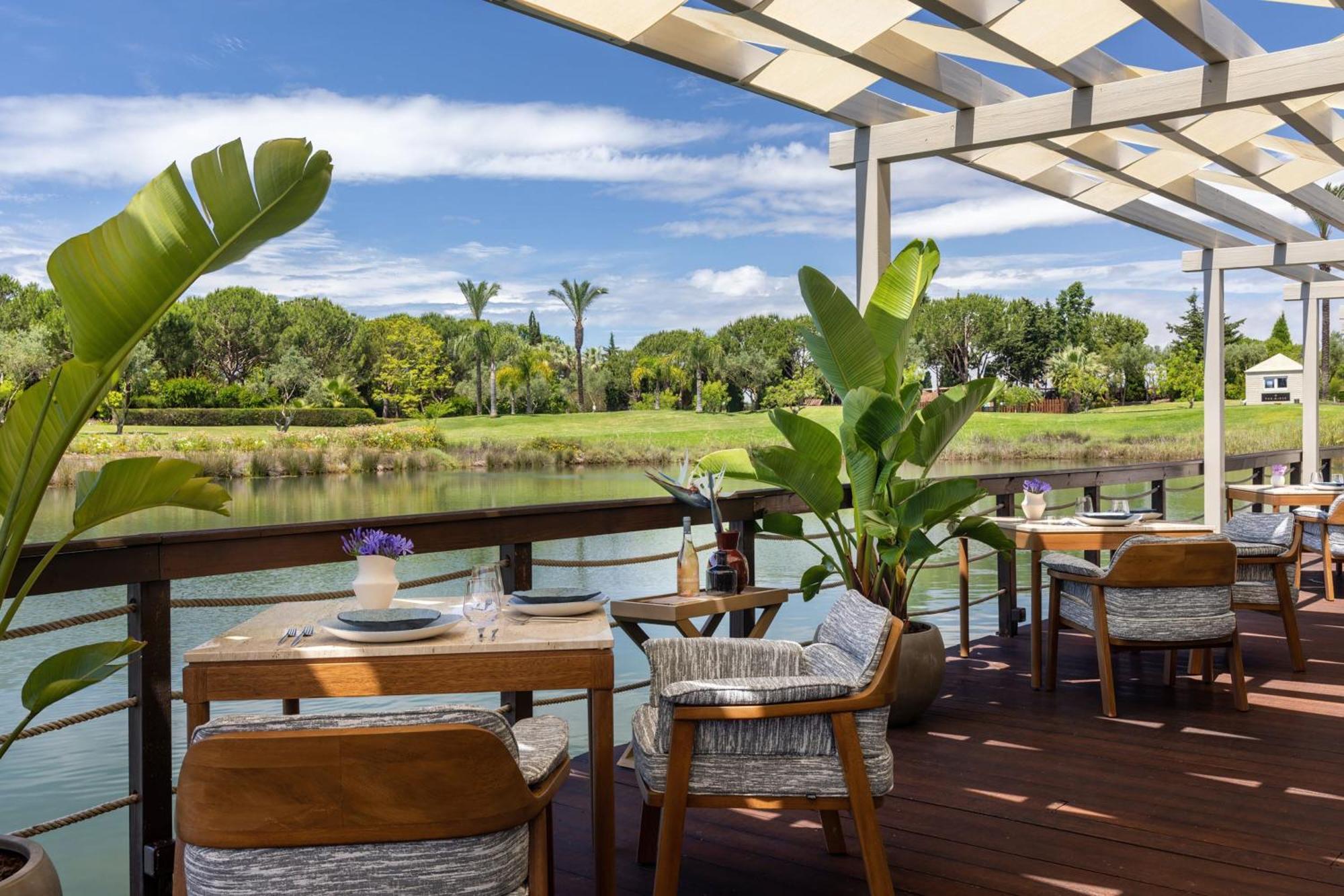 Domes Lake Algarve, Autograph Collection Віламора Екстер'єр фото The Deck