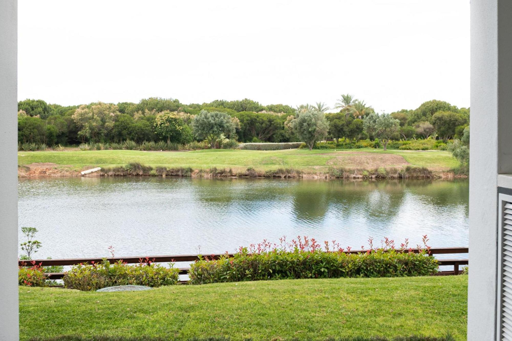 Domes Lake Algarve, Autograph Collection Віламора Екстер'єр фото Golf course at the resort